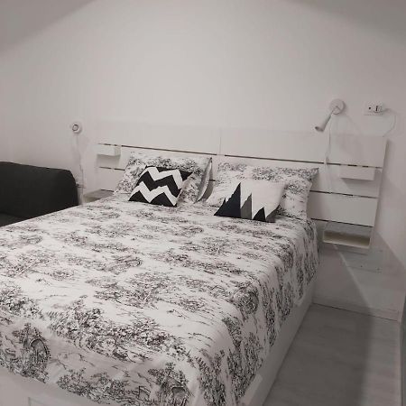 Holiday House Fieravecchia Salernes Extérieur photo