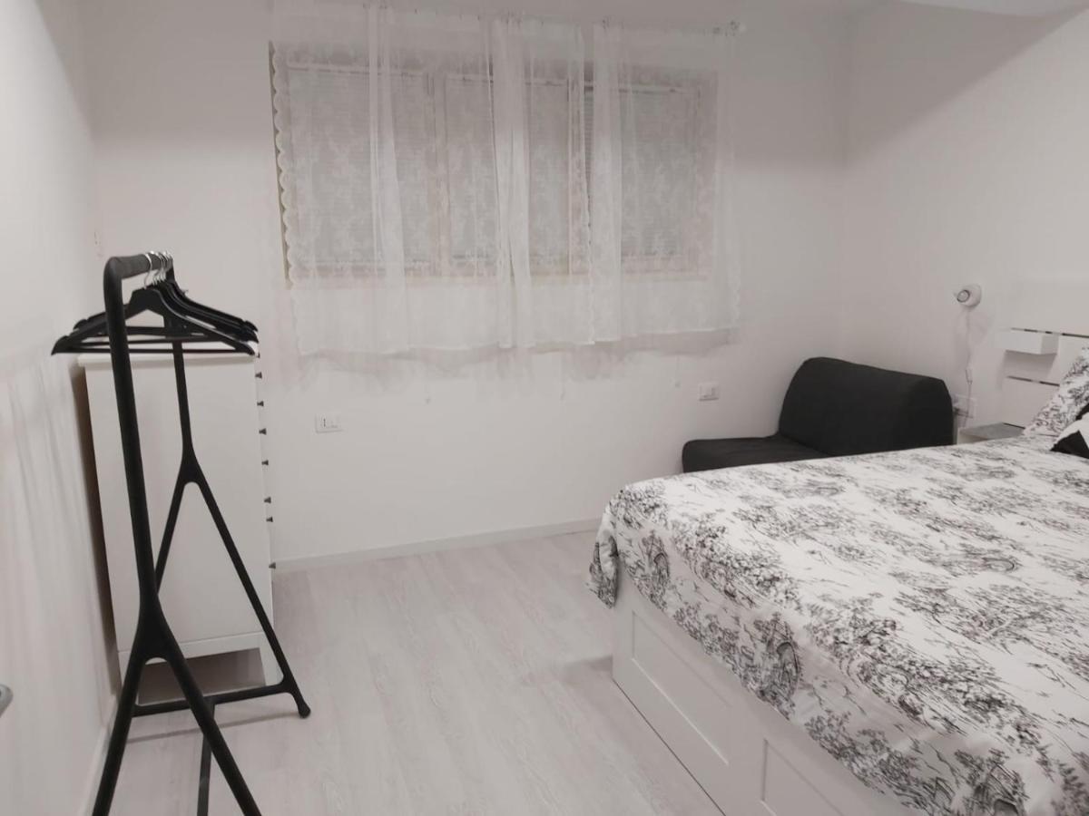 Holiday House Fieravecchia Salernes Extérieur photo